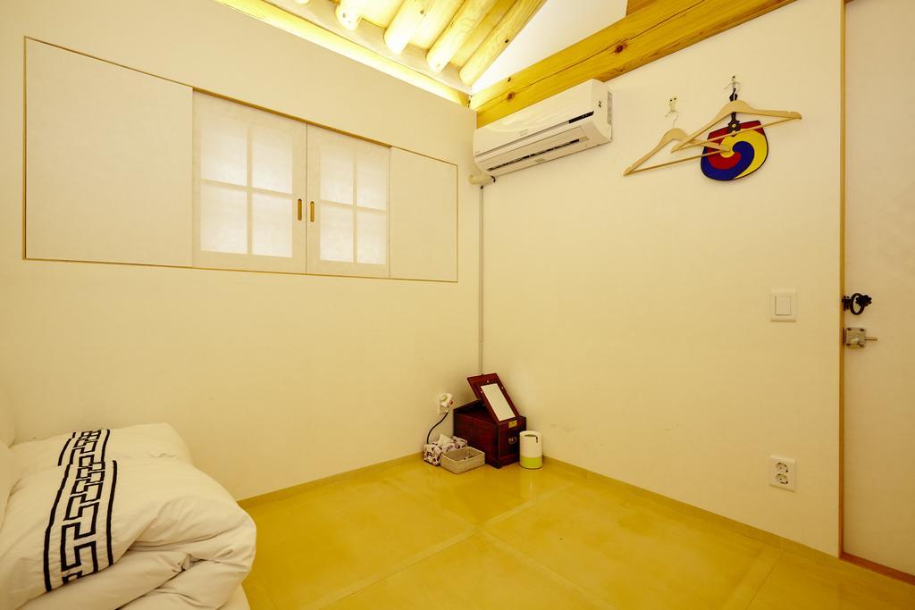 Hanok 24 Guesthouse Gyeongbokgung Seul Exterior foto